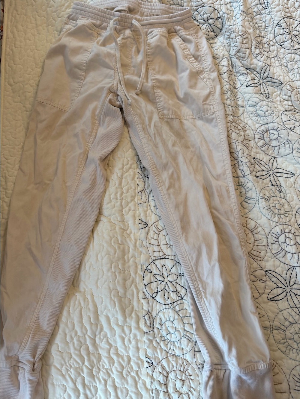 Women’s Drawstring Jogger Pants - Light Beige